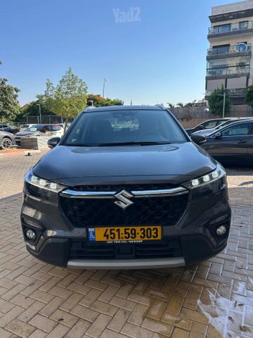 סוזוקי S-Cross