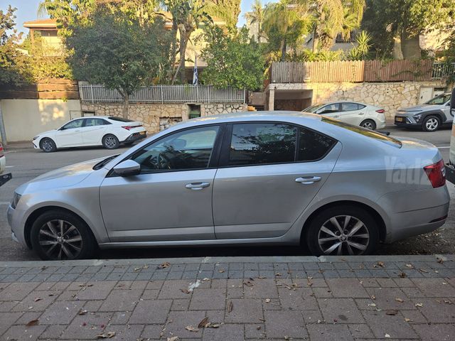 סקודה אוקטביה