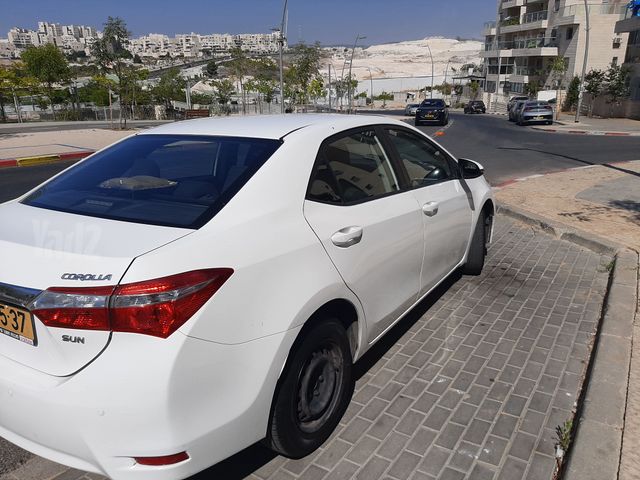 טויוטה קורולה