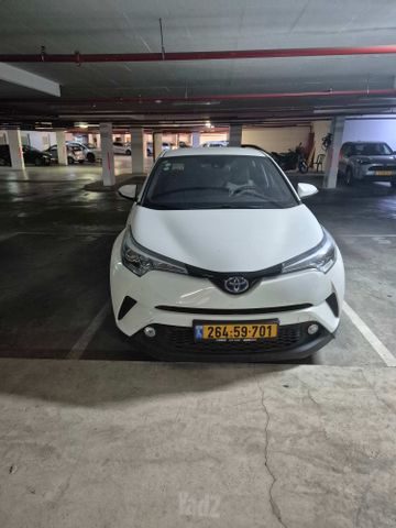 טויוטה C-HR