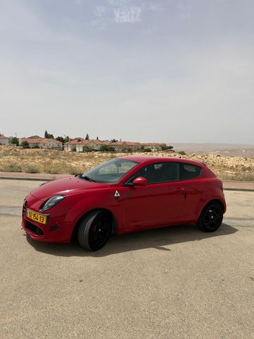 אלפא רומיאו מיטו