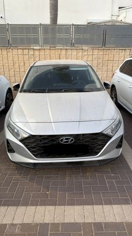 יונדאי i20