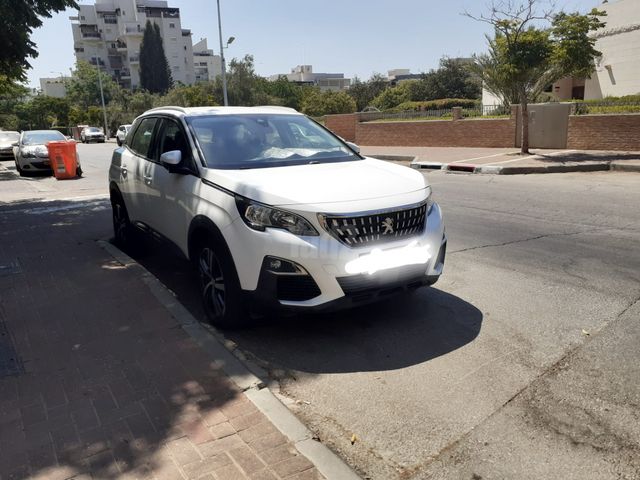 מודעת רכב פיג'ו 3008
