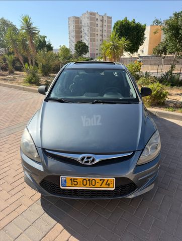 יונדאי i30