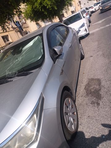 טויוטה קורולה