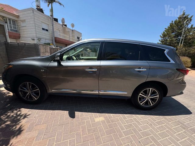 אינפיניטי QX60