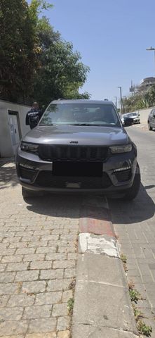 מודעת רכב ג'יפ גרנד צ'ירוקי 1