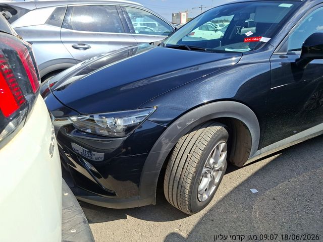 מודעת רכב מאזדה CX-3