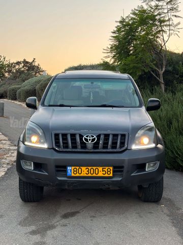 טויוטה לנד קרוזר