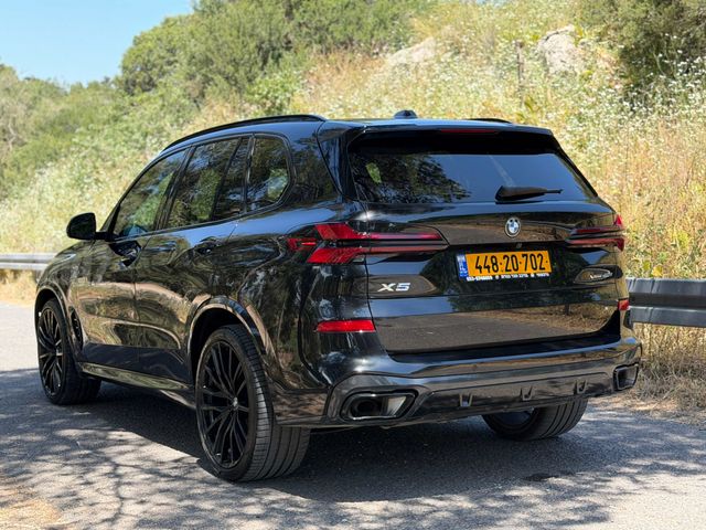 ב מ וו X5