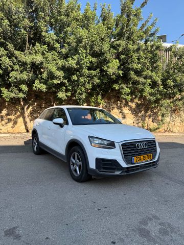מודעת רכב אאודי Q2