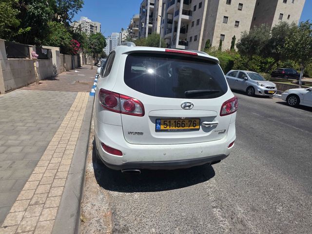 מודעת רכב יונדאי סנטה פה