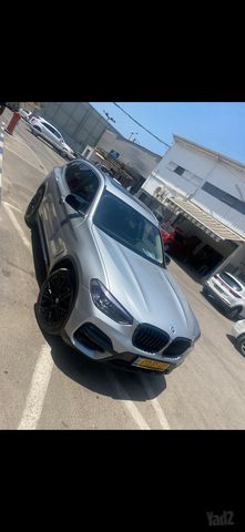 ב מ וו X3