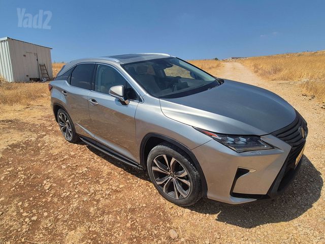 לקסוס RX