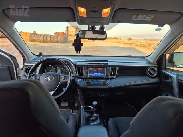 טויוטה RAV4