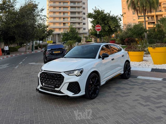 אאודי RS Q3