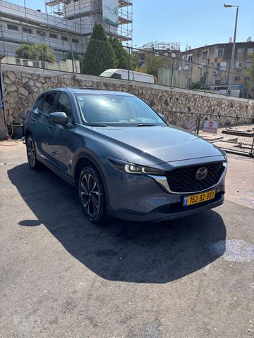 מודעת רכב מאזדה CX-5