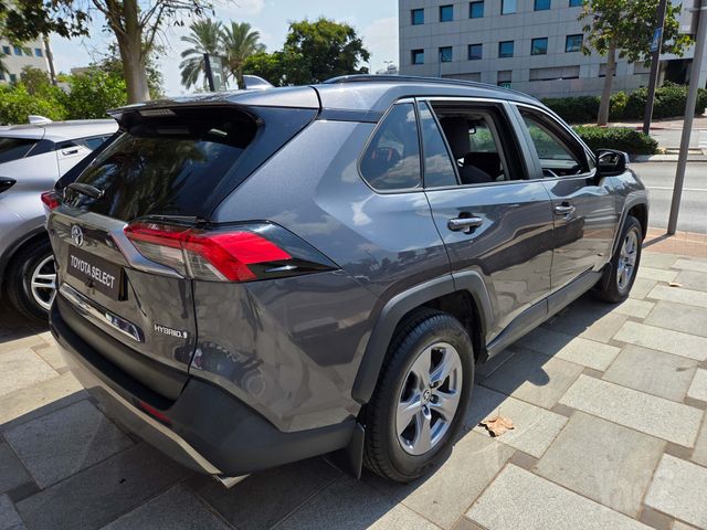 טויוטה RAV4