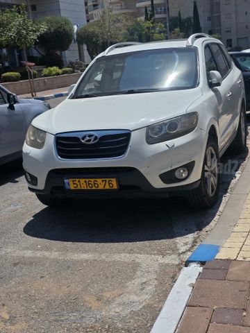 יונדאי סנטה פה