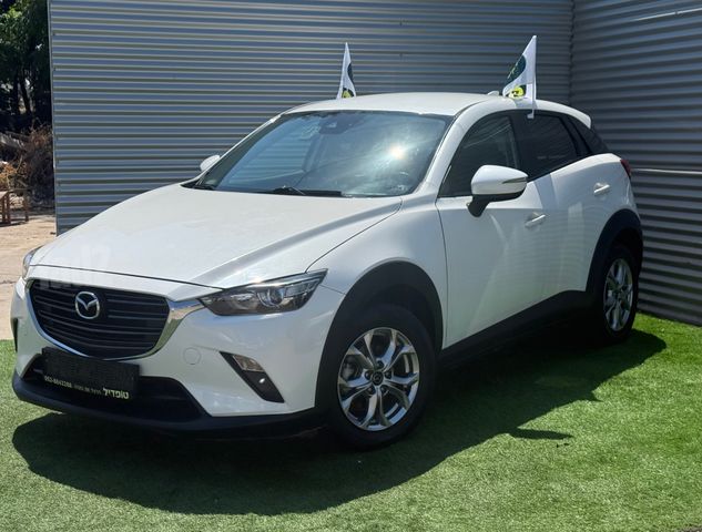 מודעת רכב מאזדה CX-3