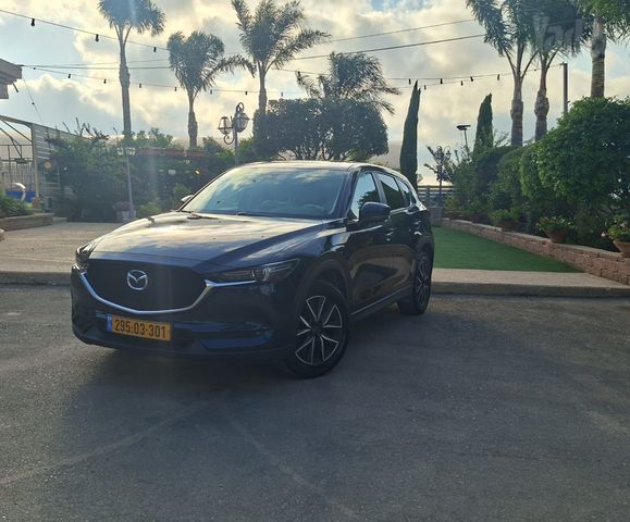 מודעת רכב מאזדה CX-5
