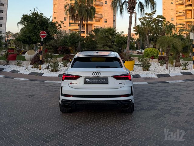 אאודי RS Q3