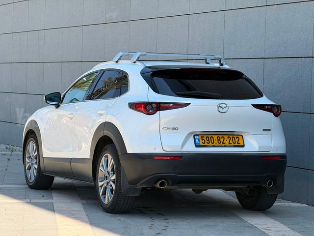 מאזדה CX-30