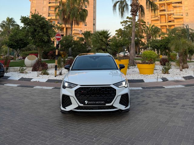 אאודי RS Q3