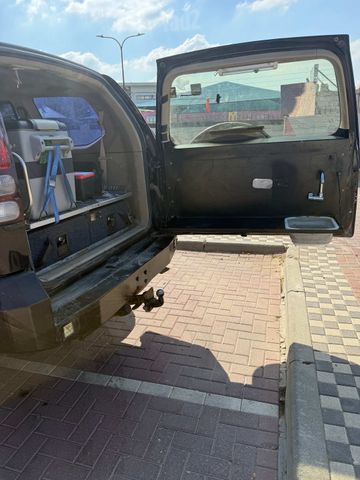 טויוטה לנד קרוזר