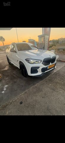 ב מ וו X6