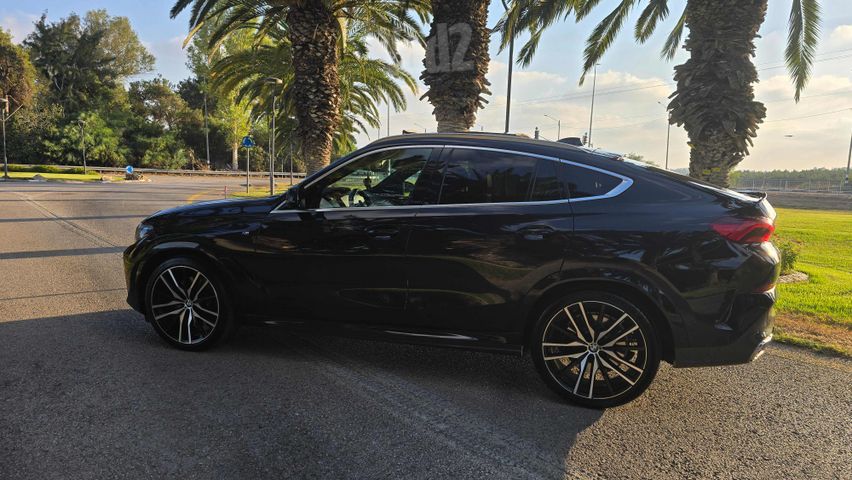 ב מ וו X6