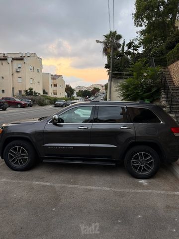 ג'יפ גרנד צ'ירוקי