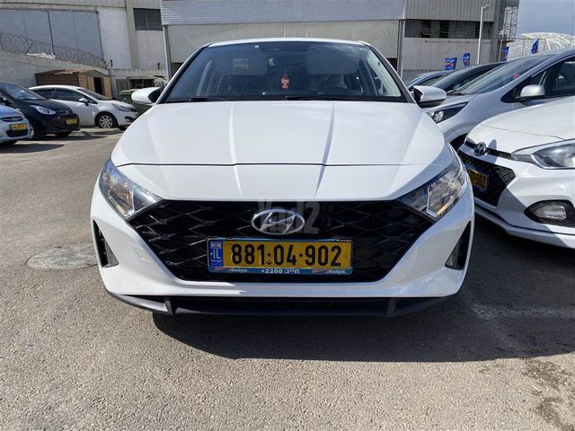 יונדאי i20