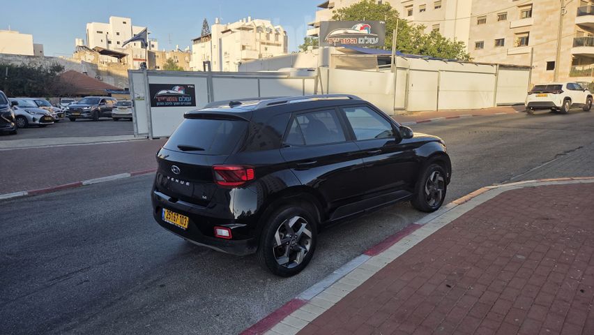 מודעת רכב יונדאי וניו