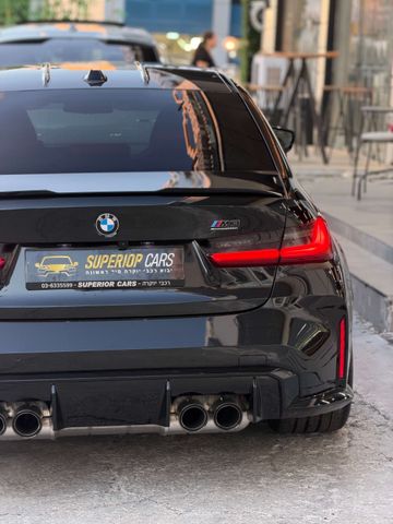 ב מ וו M3