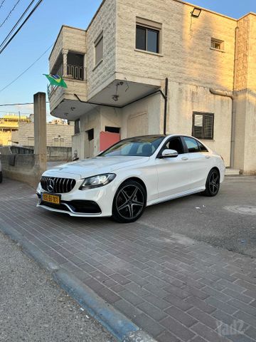 מודעת רכב מרצדס-בנץ C-class