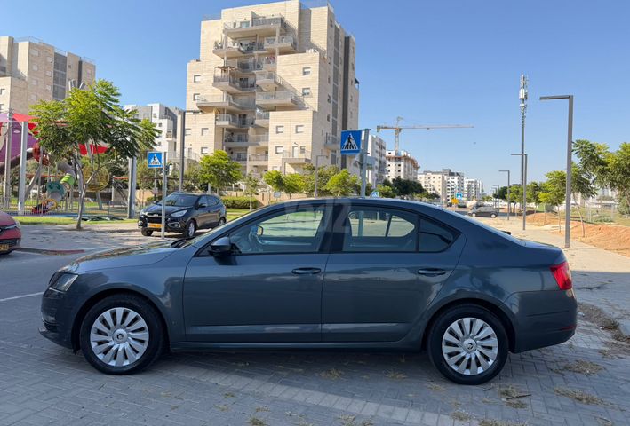 סקודה אוקטביה
