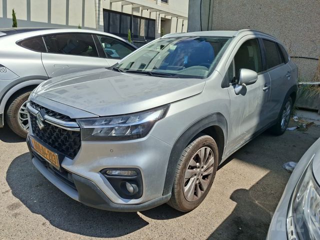 סוזוקי S-Cross