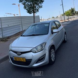 מודעת רכב יונדאי i20