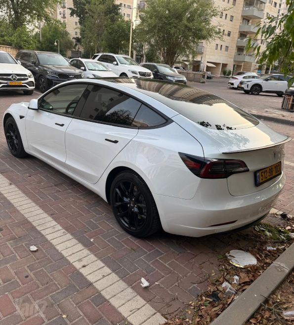 טסלה מודל 3