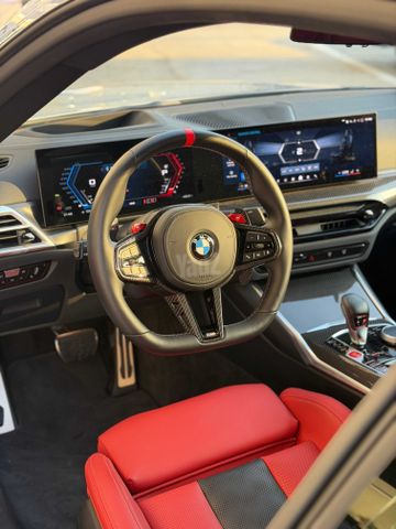 ב מ וו M4