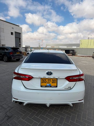 טויוטה קאמרי