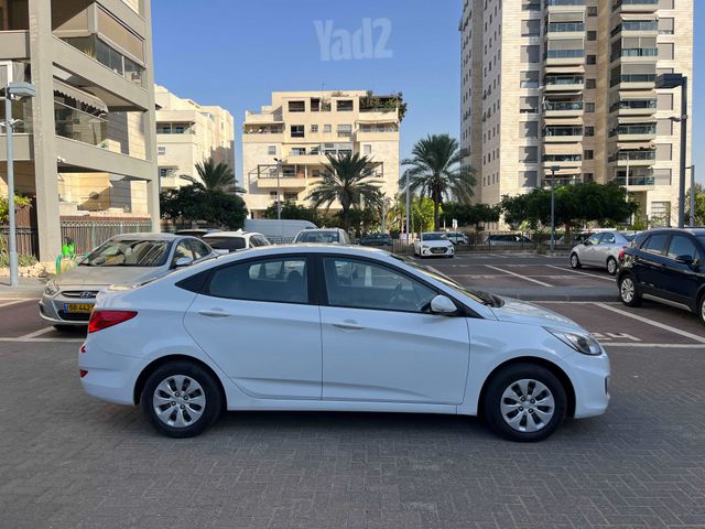 יונדאי אקסנט i25