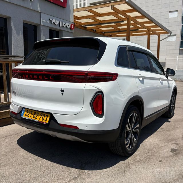 סקייוול ET5