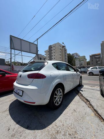 סיאט לאון