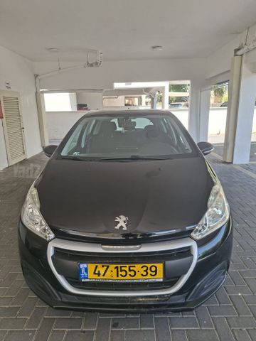 פיג'ו 208