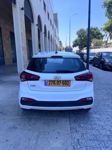 יונדאי i20