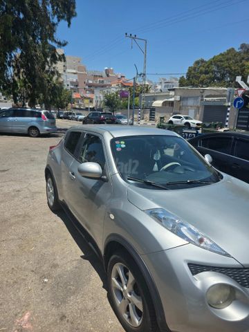 ניסאן ג'וק