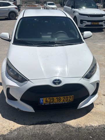מודעת רכב טויוטה יאריס