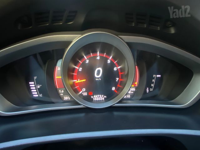 וולוו V40